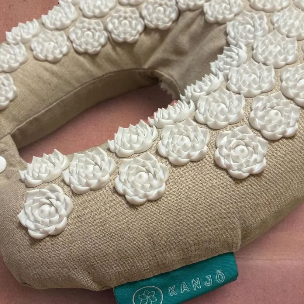 KANJO Memory Foam Acupuncture Travel Pillow Cotton Linen Blend